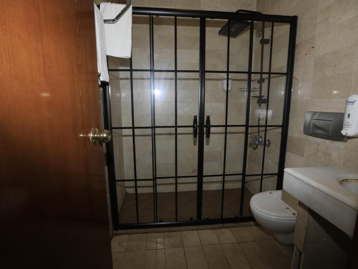 Nil Hotel Istanbul City Center Buitenkant foto