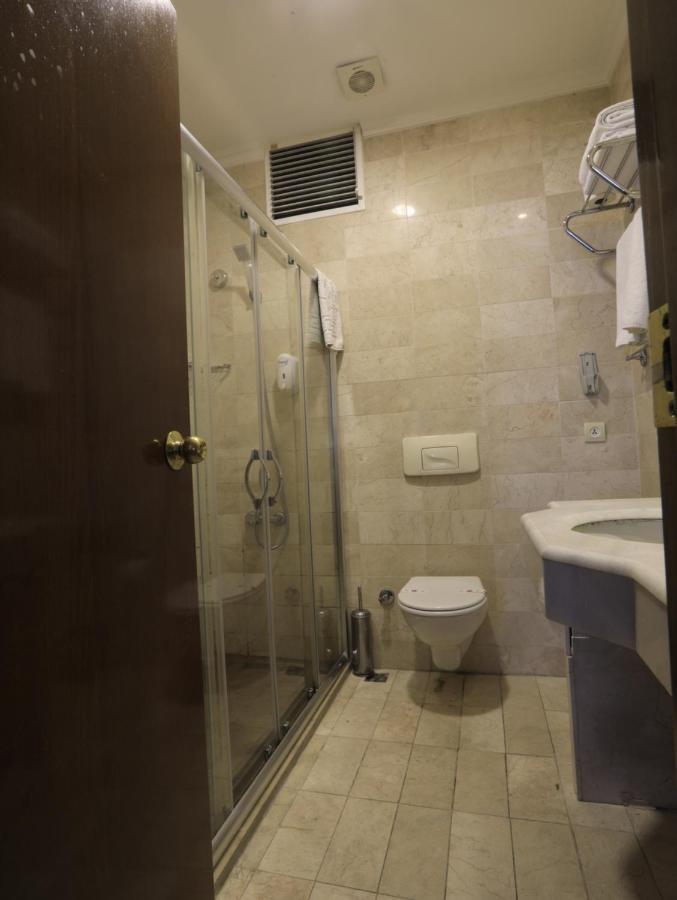 Nil Hotel Istanbul City Center Buitenkant foto